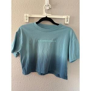 Under Amour cropped blue ombre tee size S loose fit. One mark on front